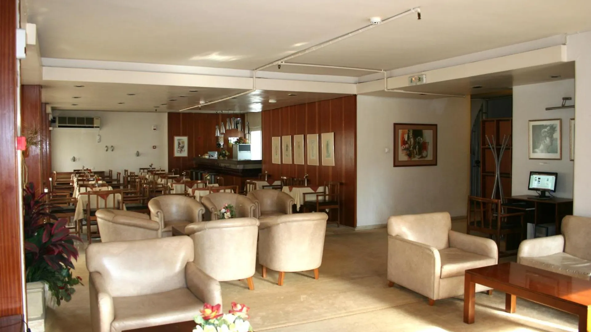 Amalia Hotel Thessaloniki 2*,  Greece